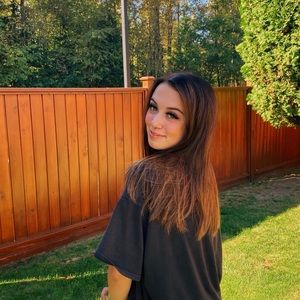 Meet your Posher, Christa